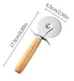 Personalised pizza cutter - 4 Little Dreamers