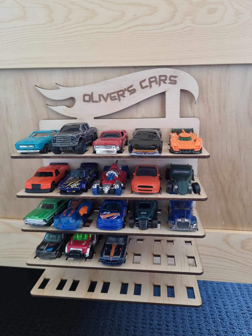 Car storage shelf - 4 Little Dreamers