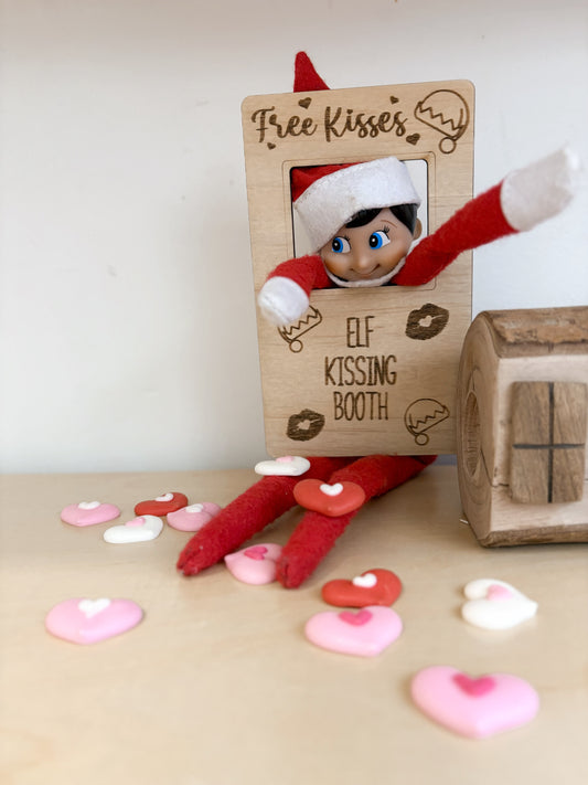 Elf prop - kissing booth