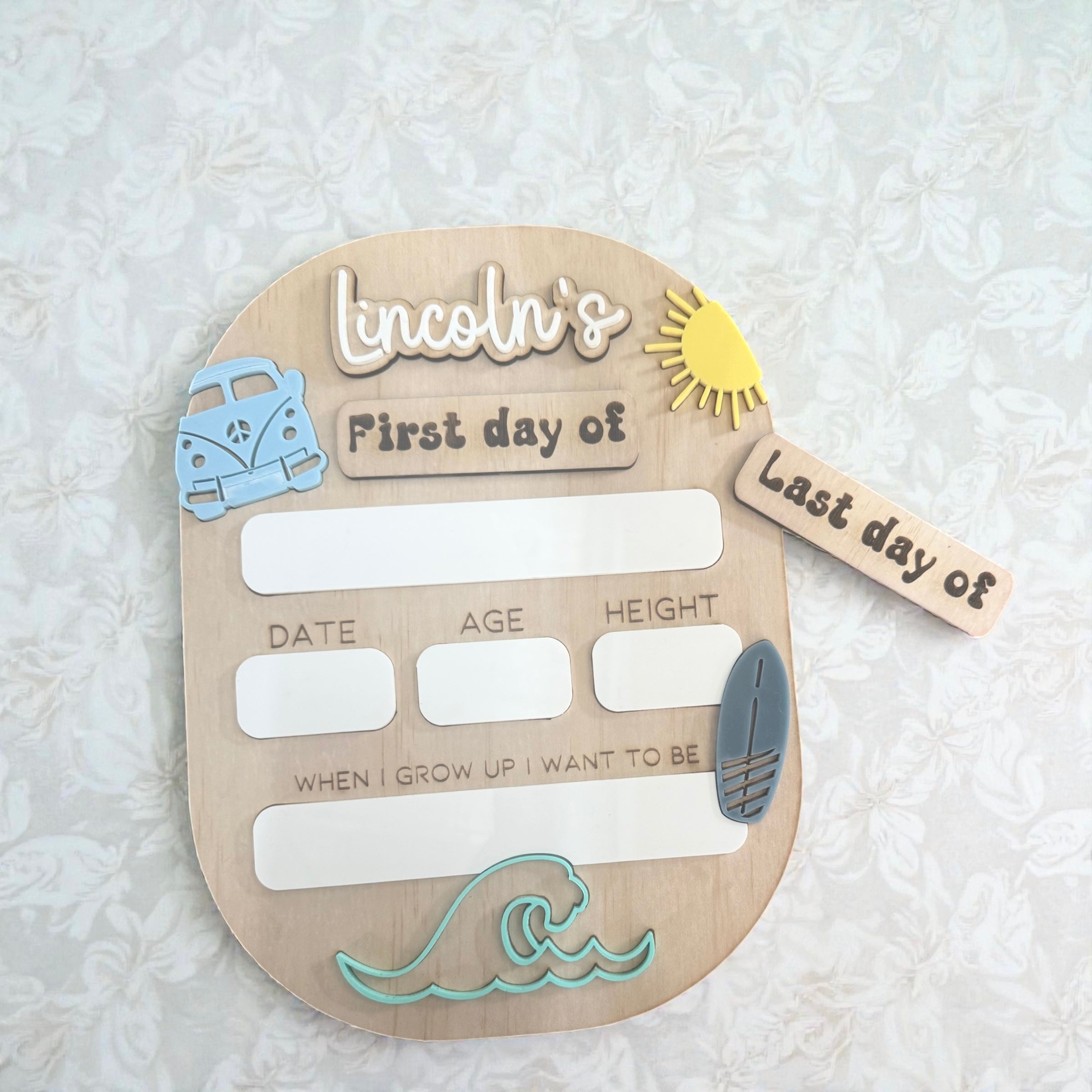 Interchangable first day/last day board - Surfing design