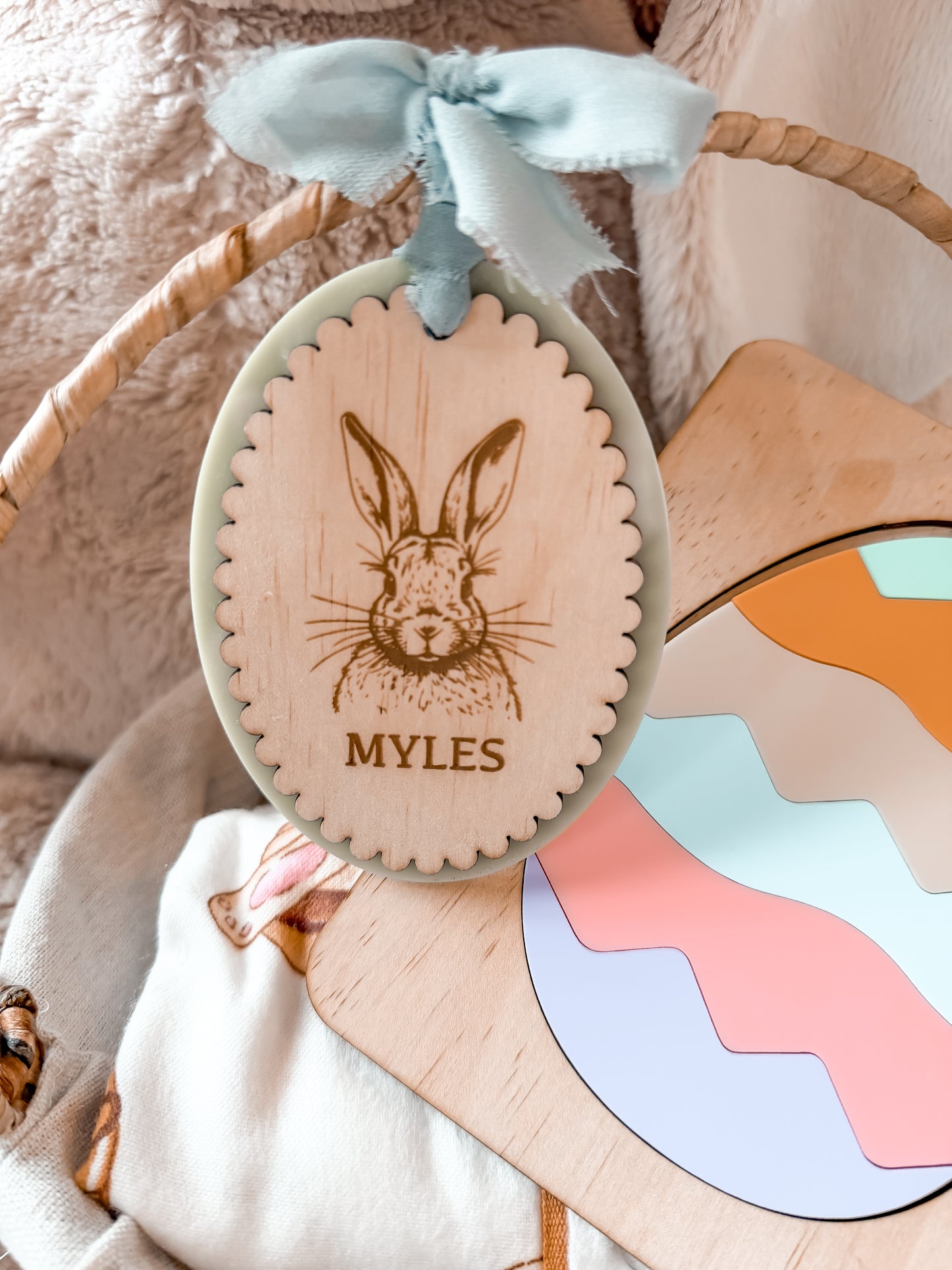 Scalloped Easter tags