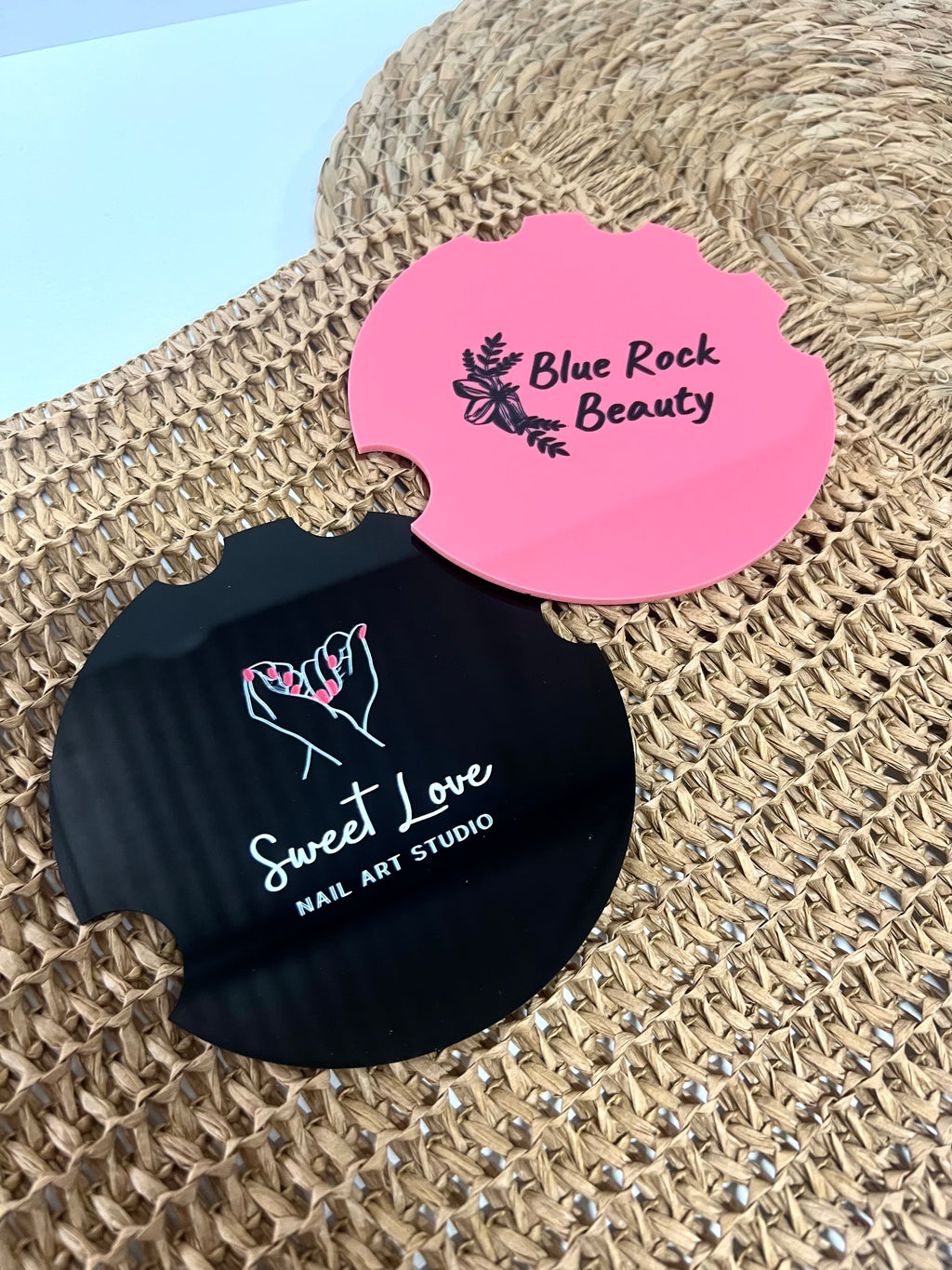 Custom logo nail prop disc - 4 Little Dreamers