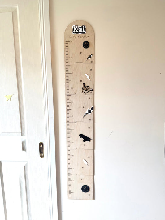 Personalised Wooden Height Chart - Checkered lightning design