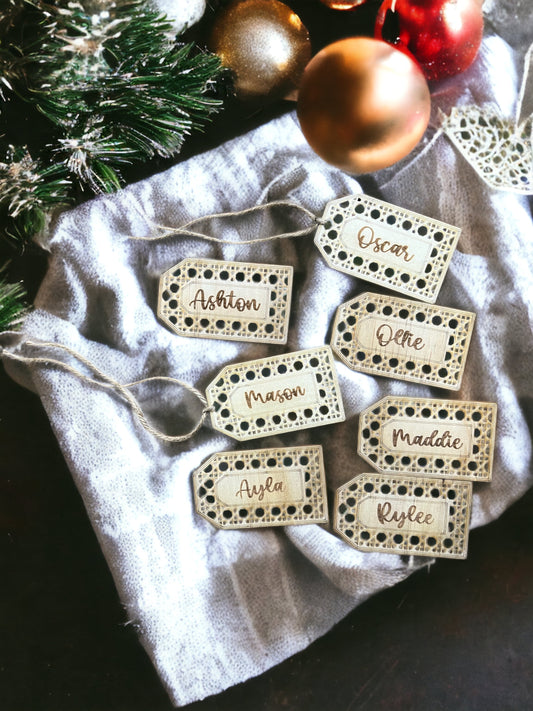 Rattan style gift tags