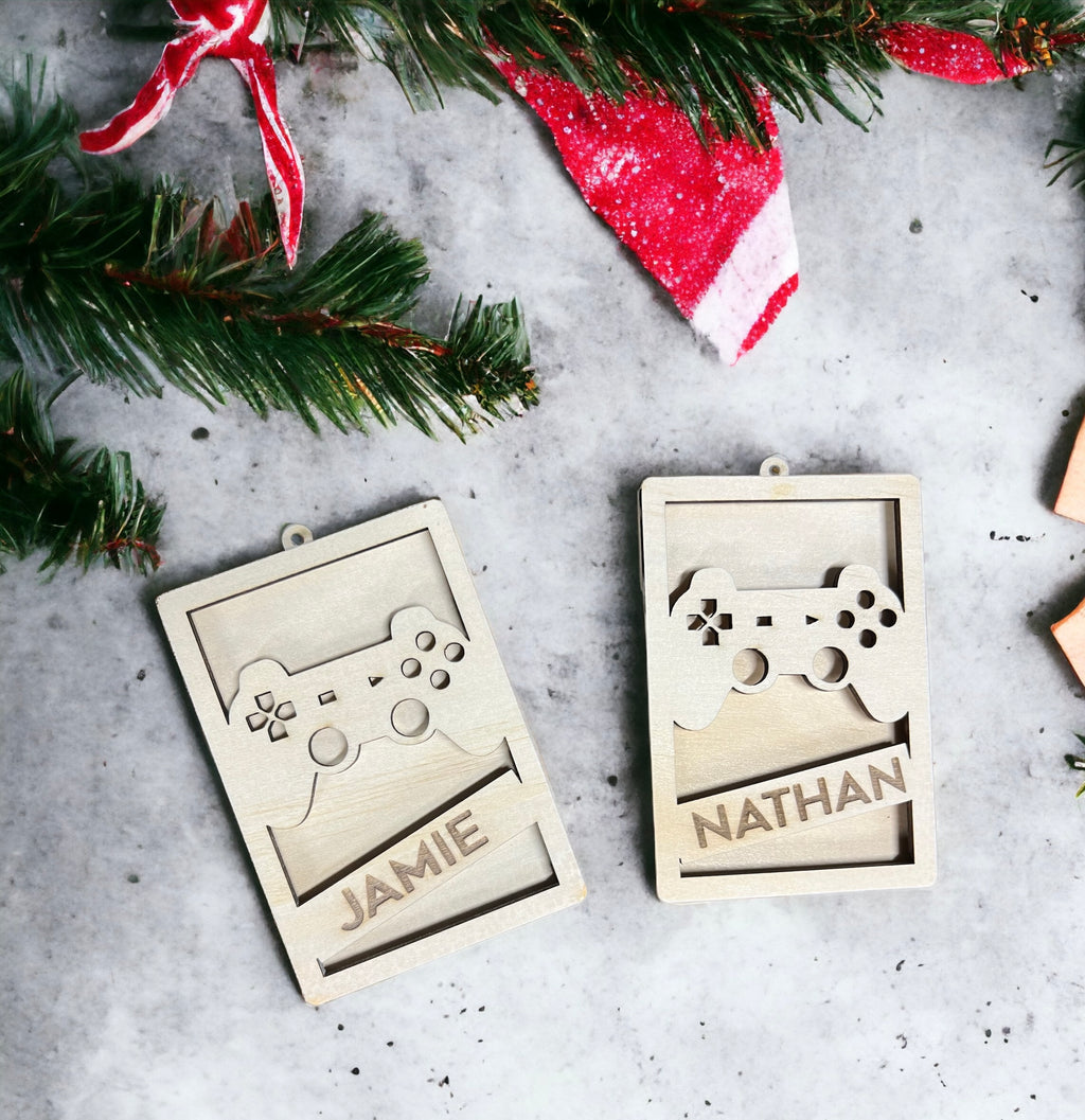 Tree ornament gift card holder - 4 Little Dreamers