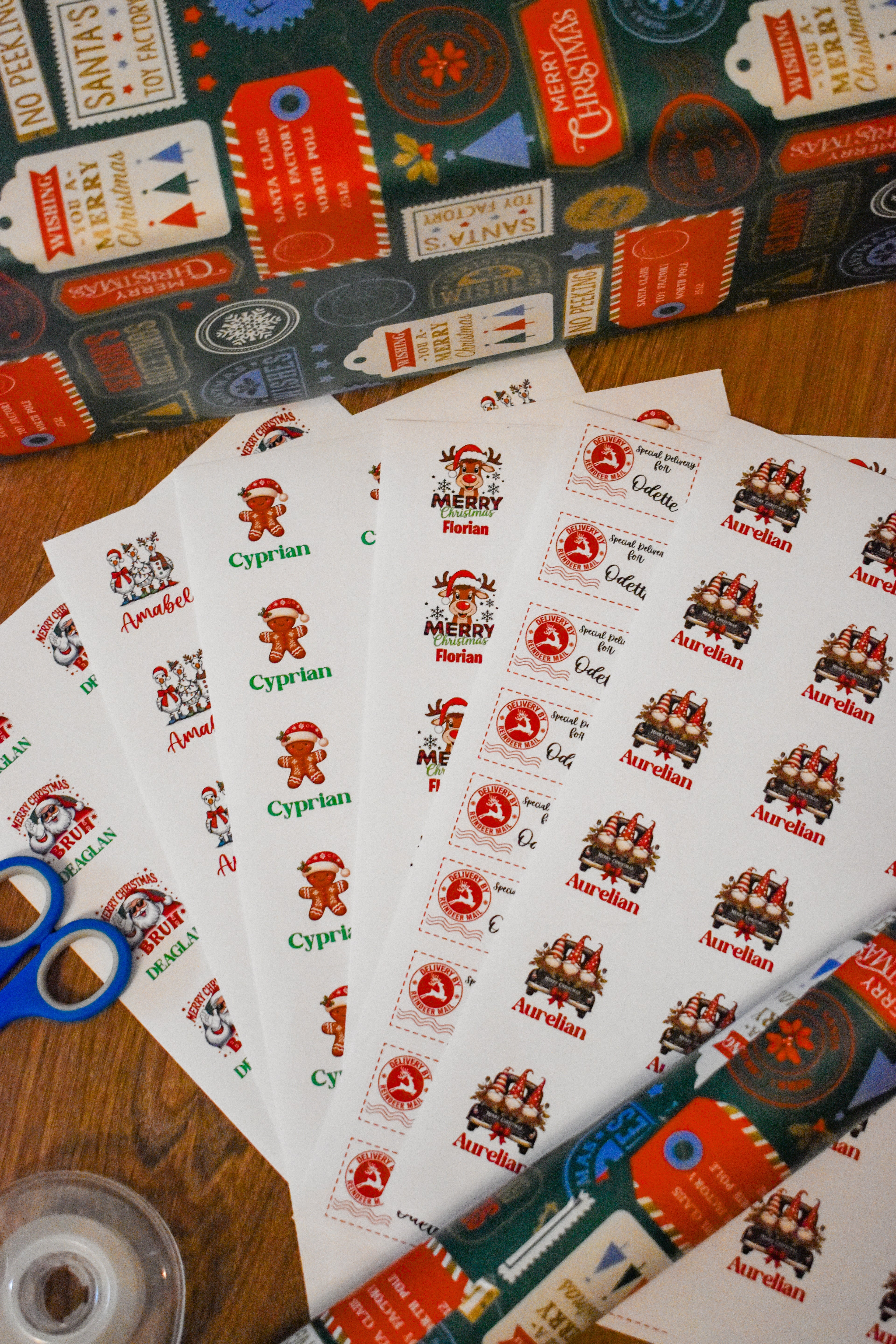 Personalised Christmas label stickers - round style