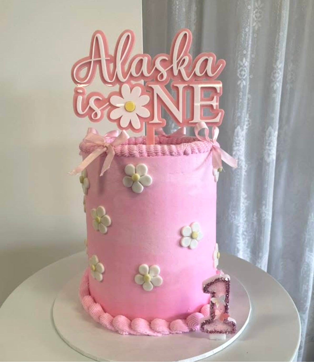 Daisy - ONE Cake Topper
