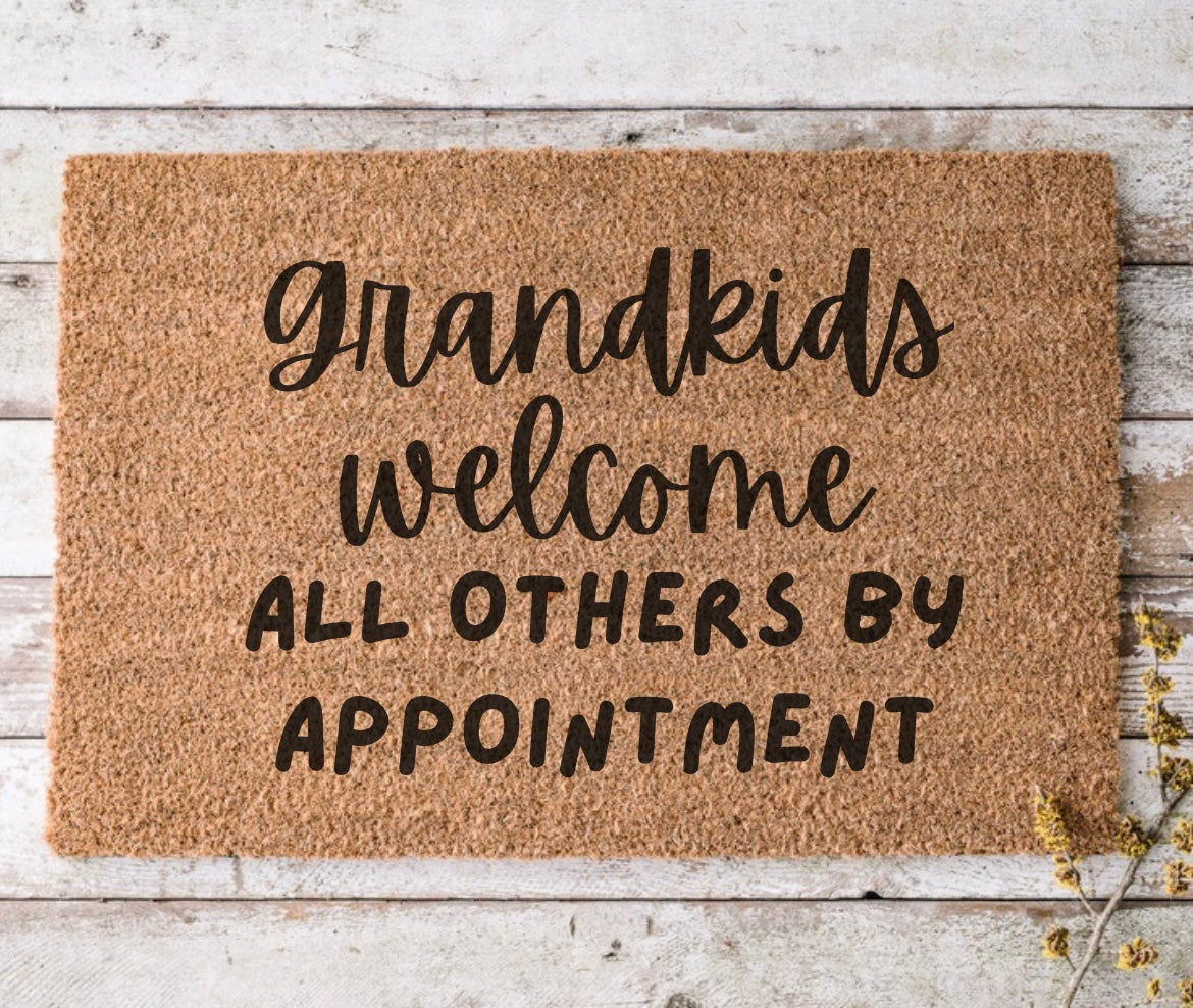 Grandkids welcome - door mat - 4 Little Dreamers