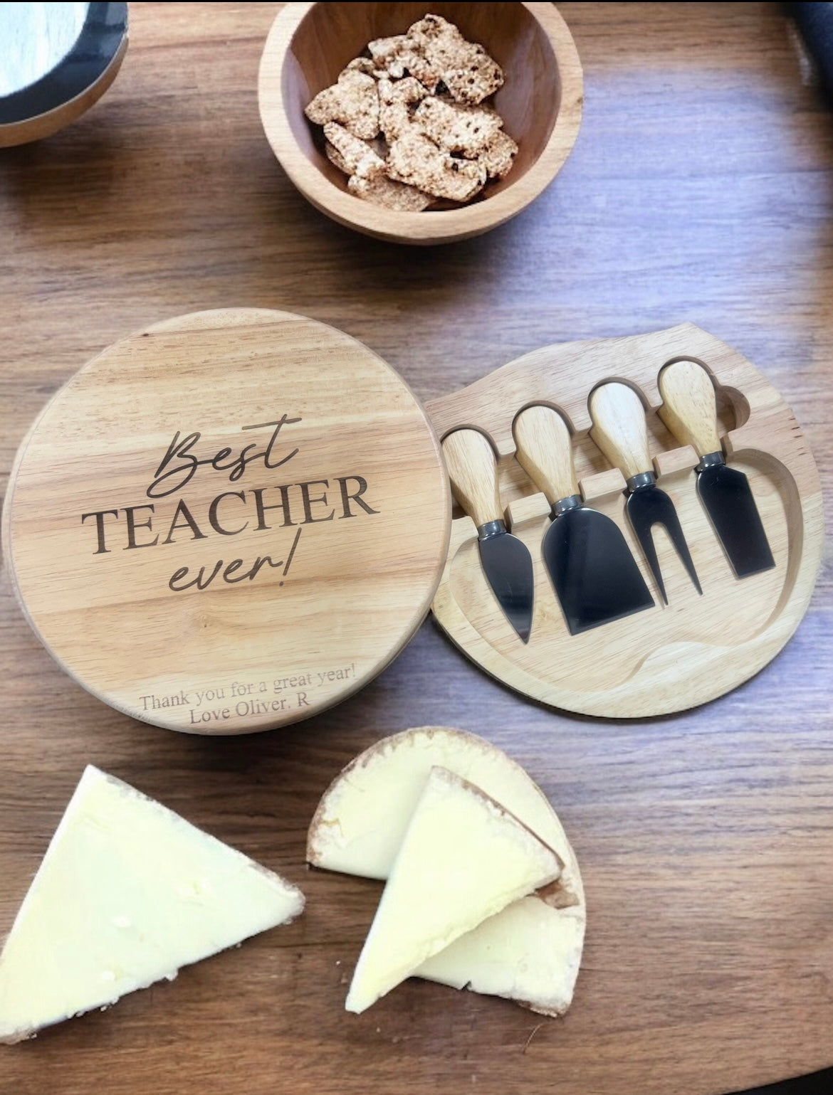 Teachers cheese board & knife set - 4 Little Dreamers