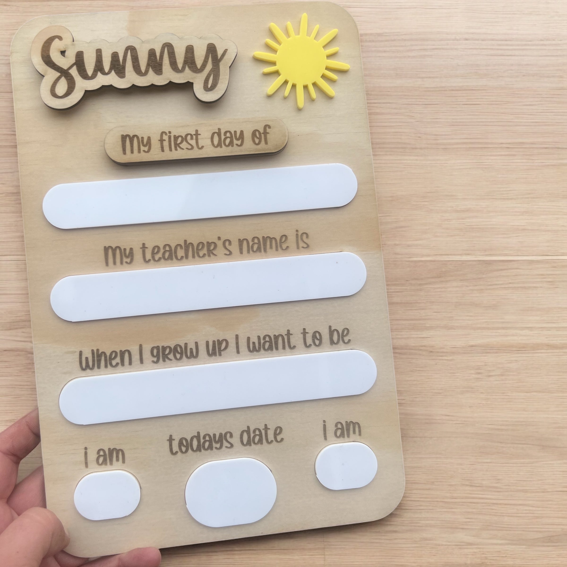 Interchangeable first day/last day board