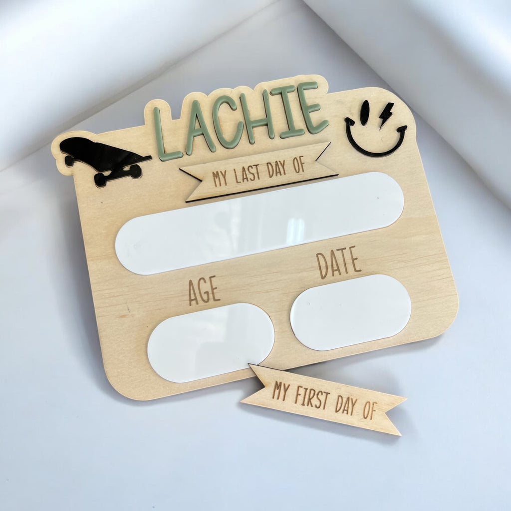 Interchangable first/last day board - smaller style