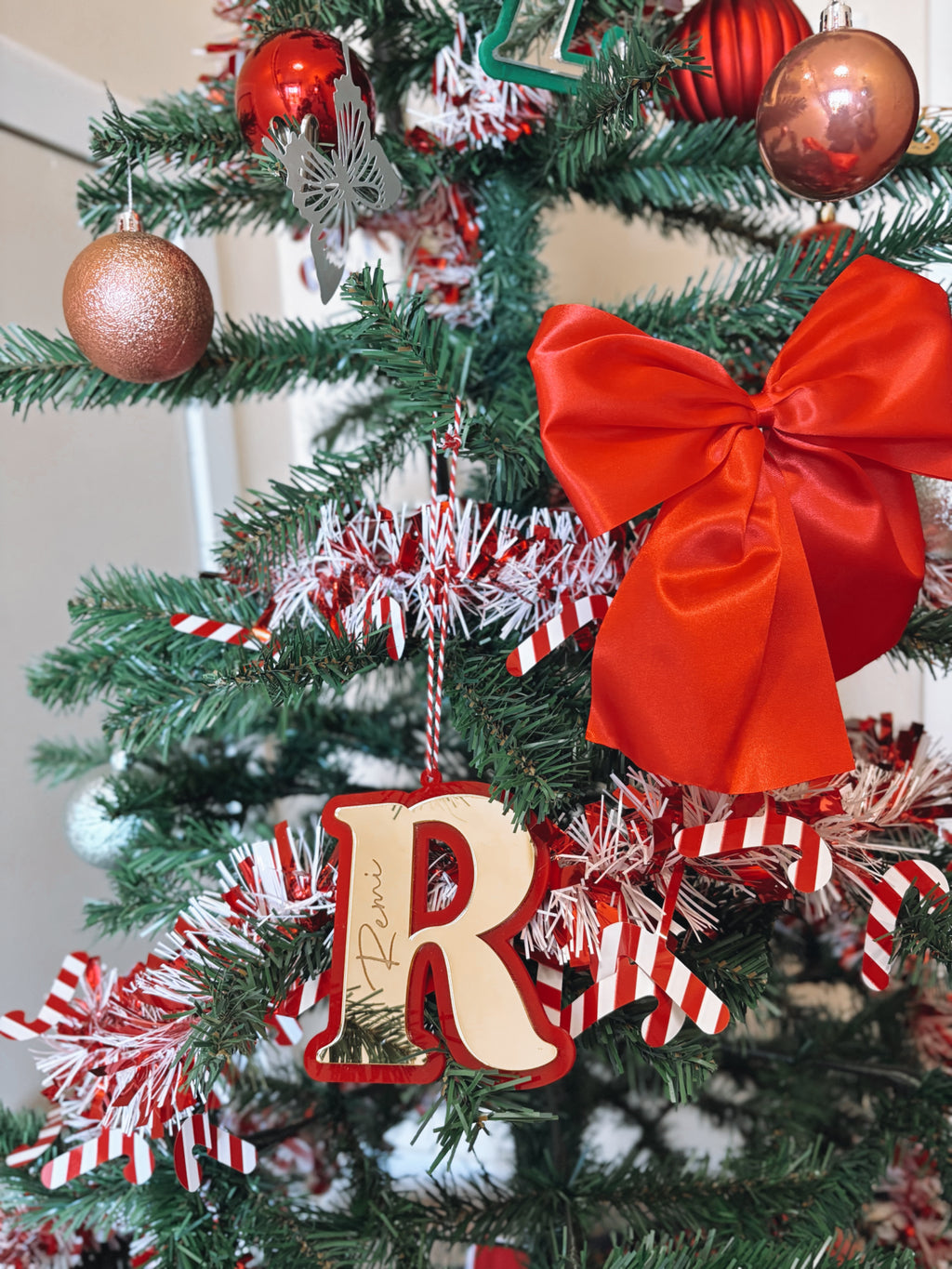 Personalised initial ornament