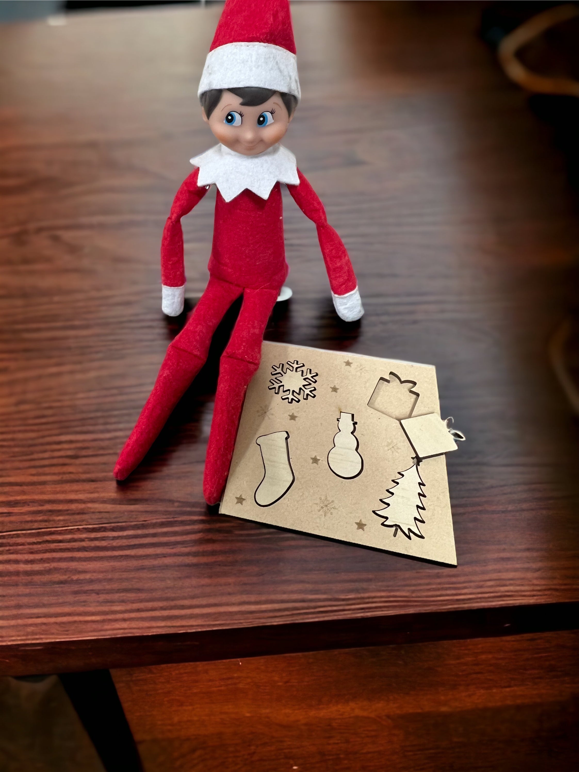 Elf prop - puzzle - 4 Little Dreamers