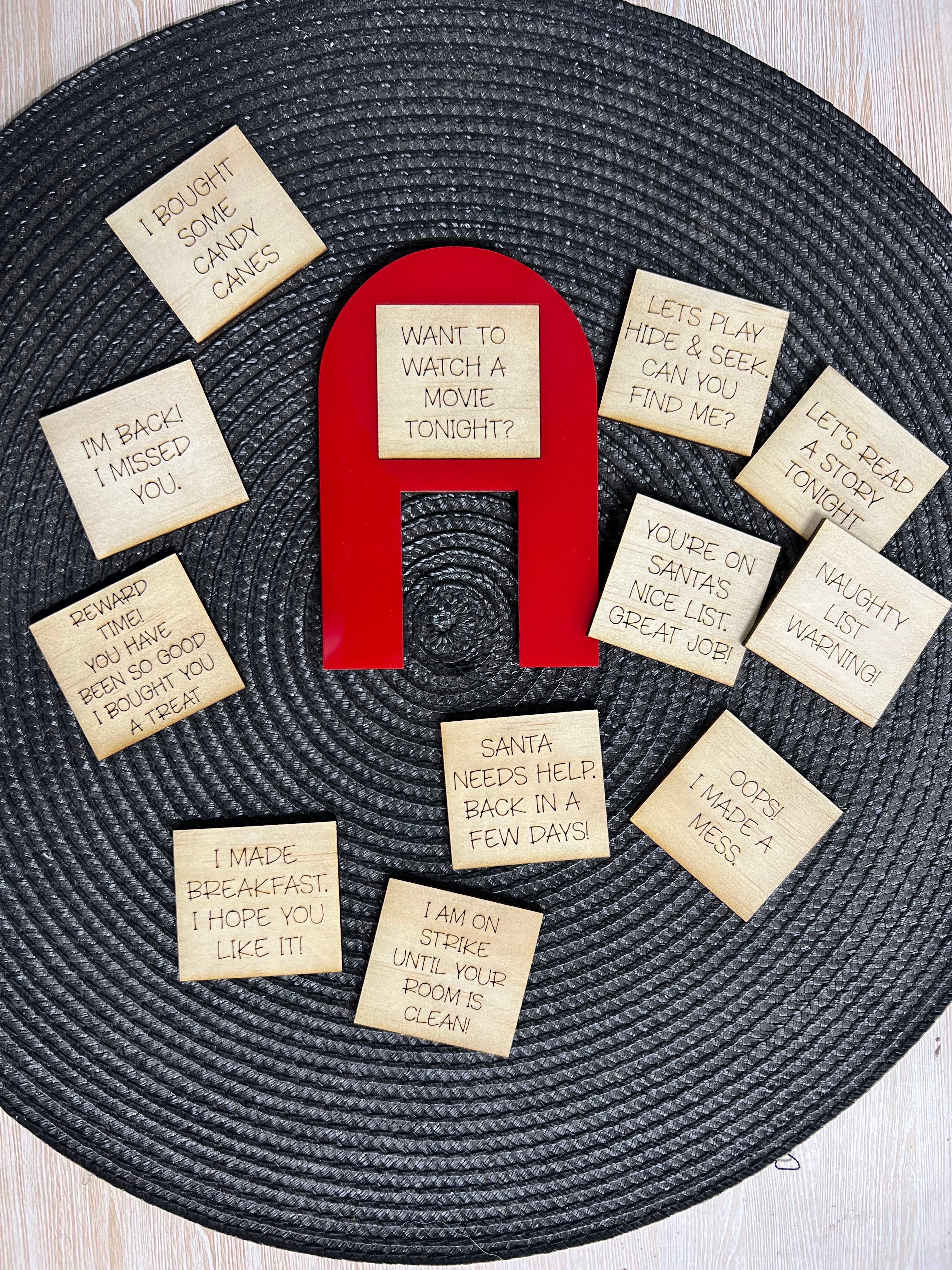 Elf prop - interchangeable messages - 4 Little Dreamers