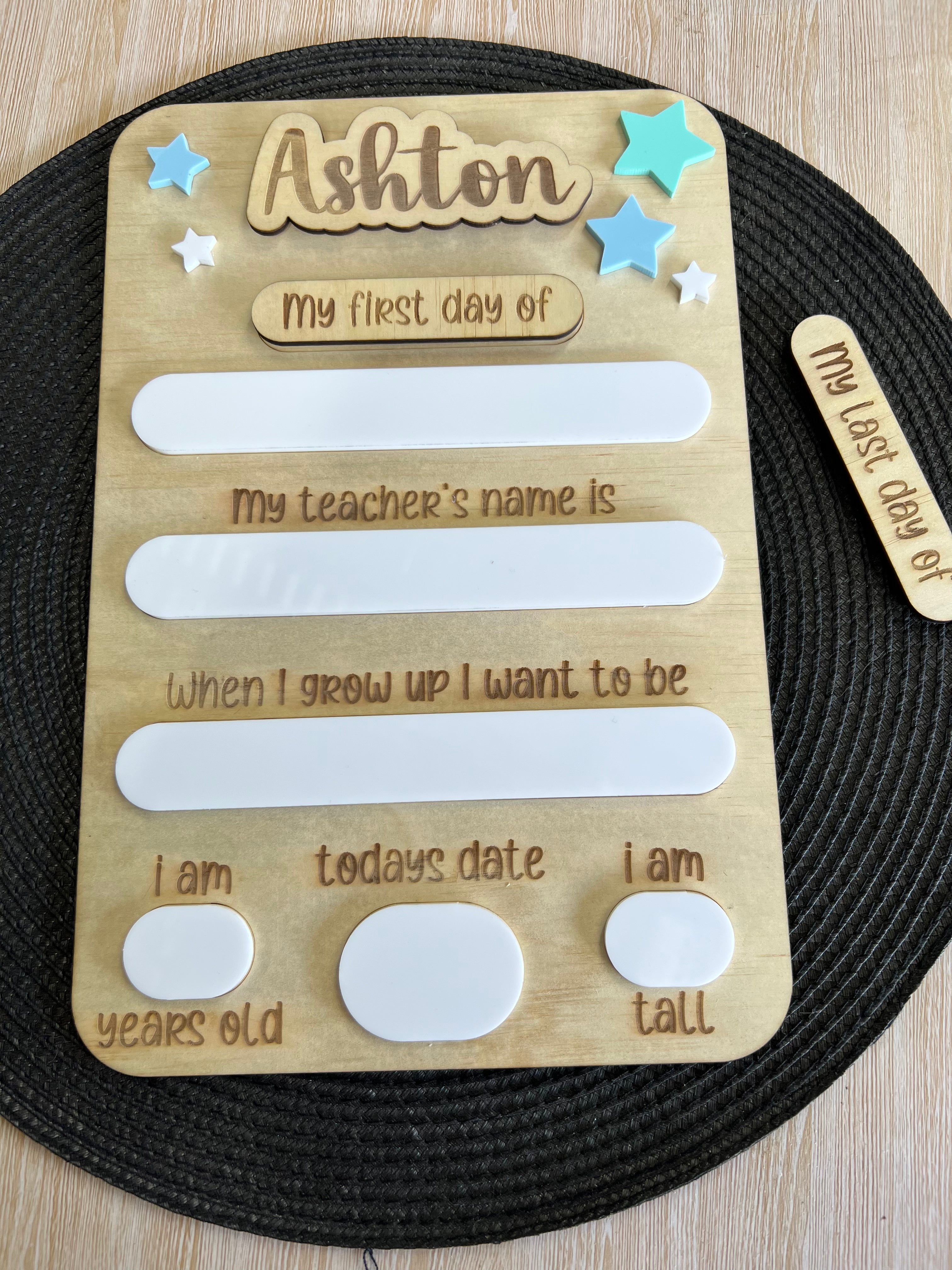 Interchangeable first day/last day board - 4 Little Dreamers