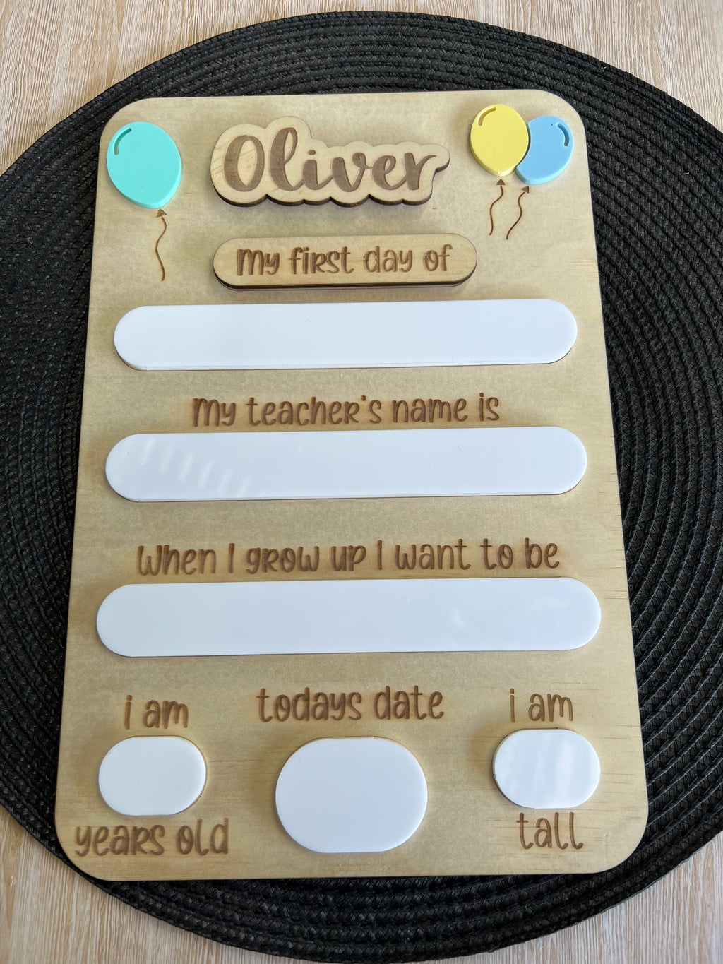 Interchangeable first day/last day board - 4 Little Dreamers