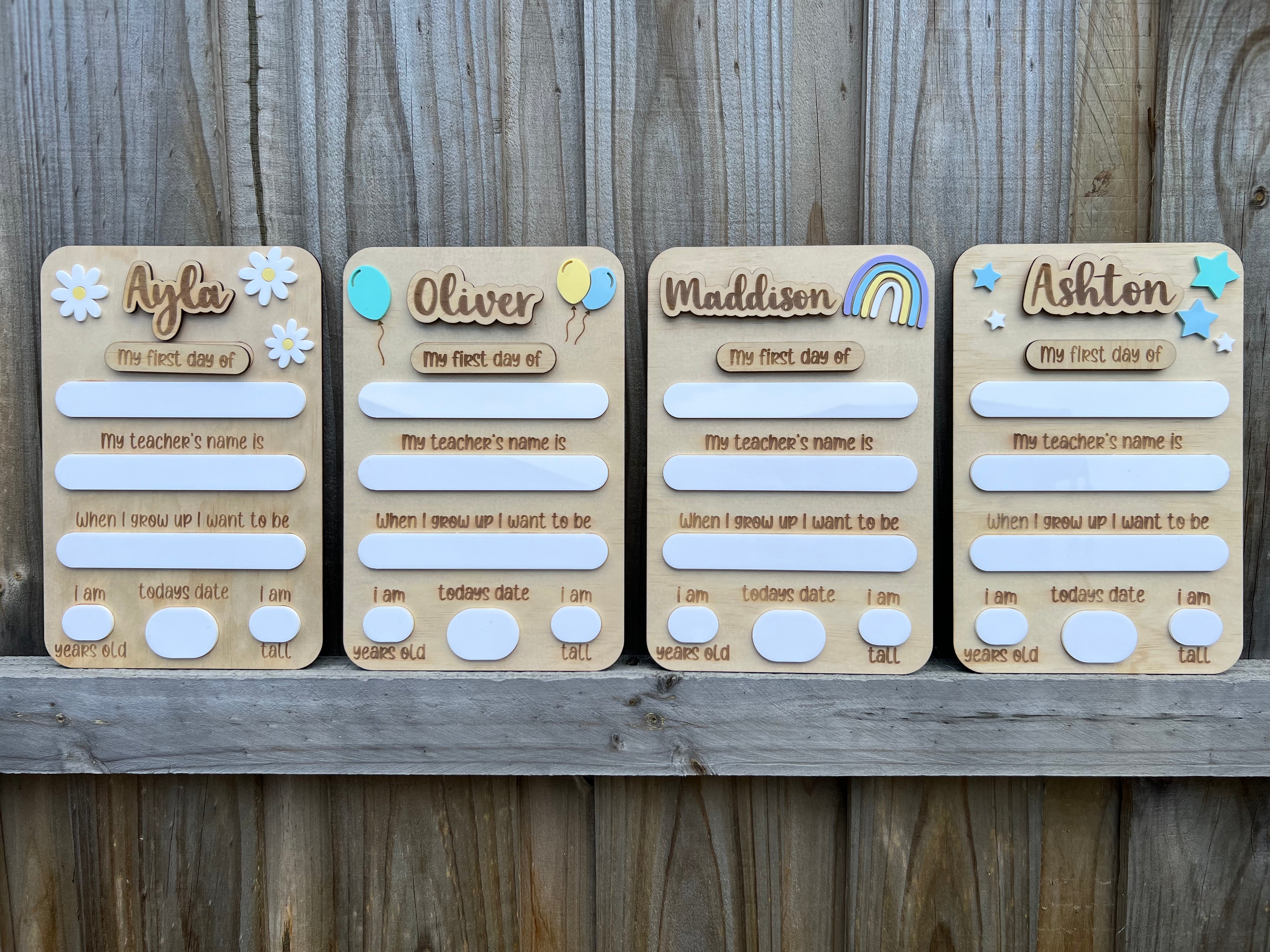 Interchangeable first day/last day board - 4 Little Dreamers