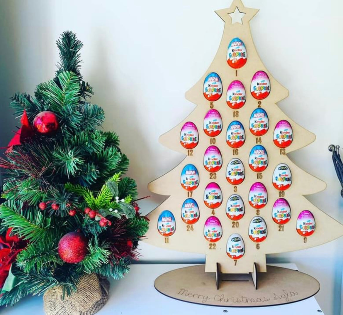 Kinder surprise countdown tree style - 4 Little Dreamers