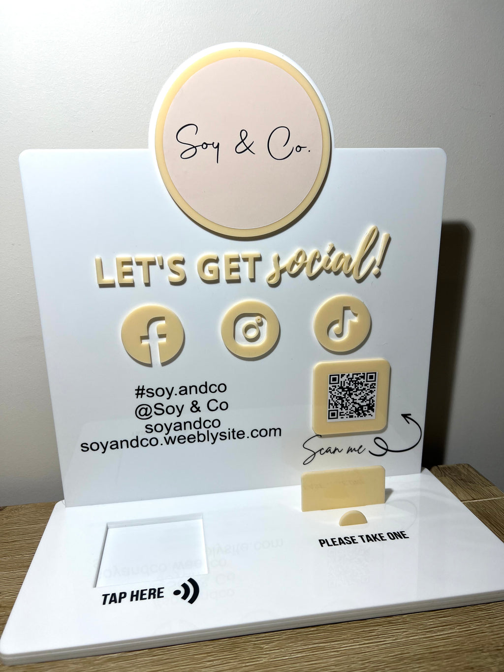 Acrylic square reader stand - 4 Little Dreamers