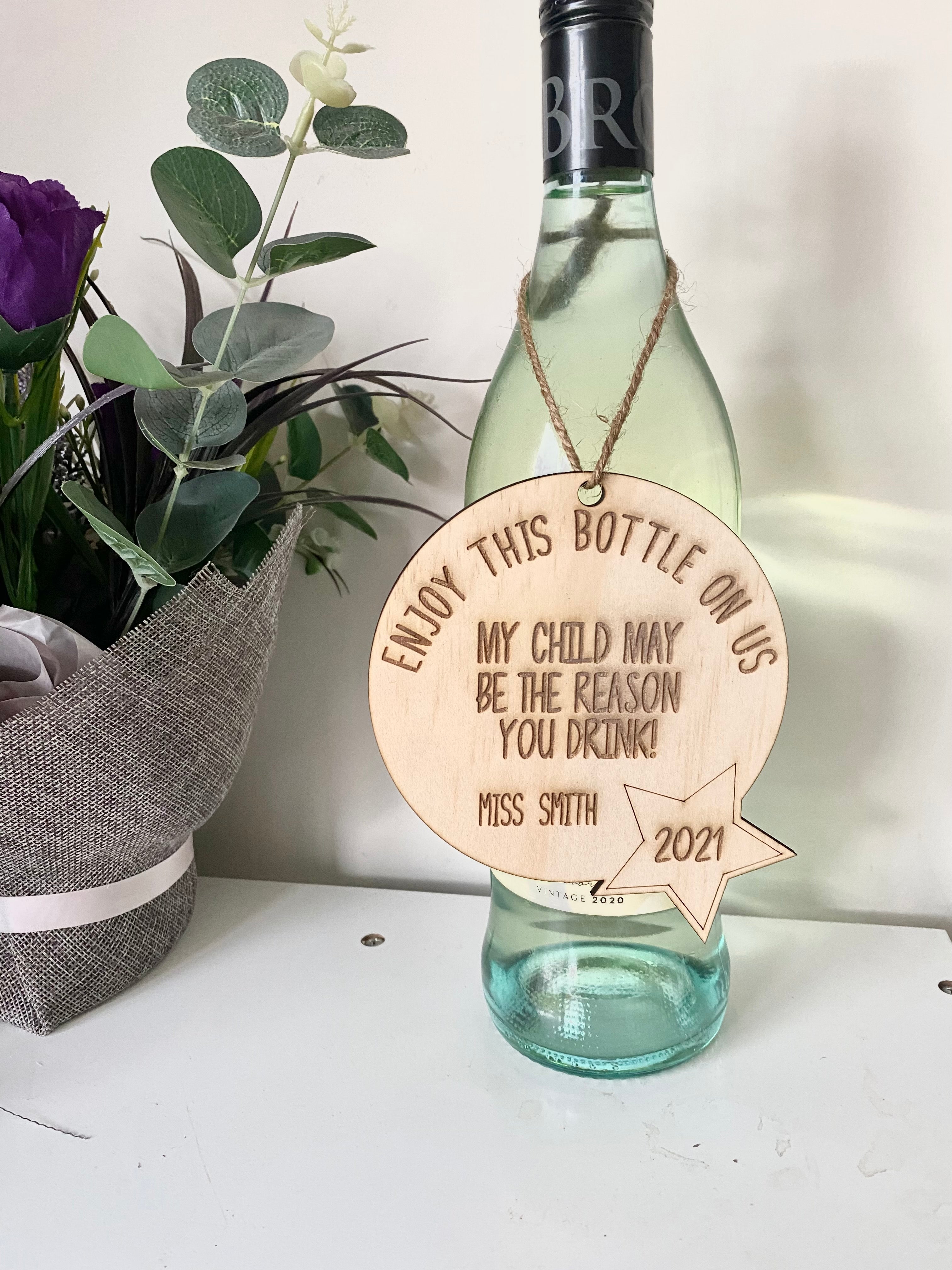 Wine bottle tag - 4 Little Dreamers
