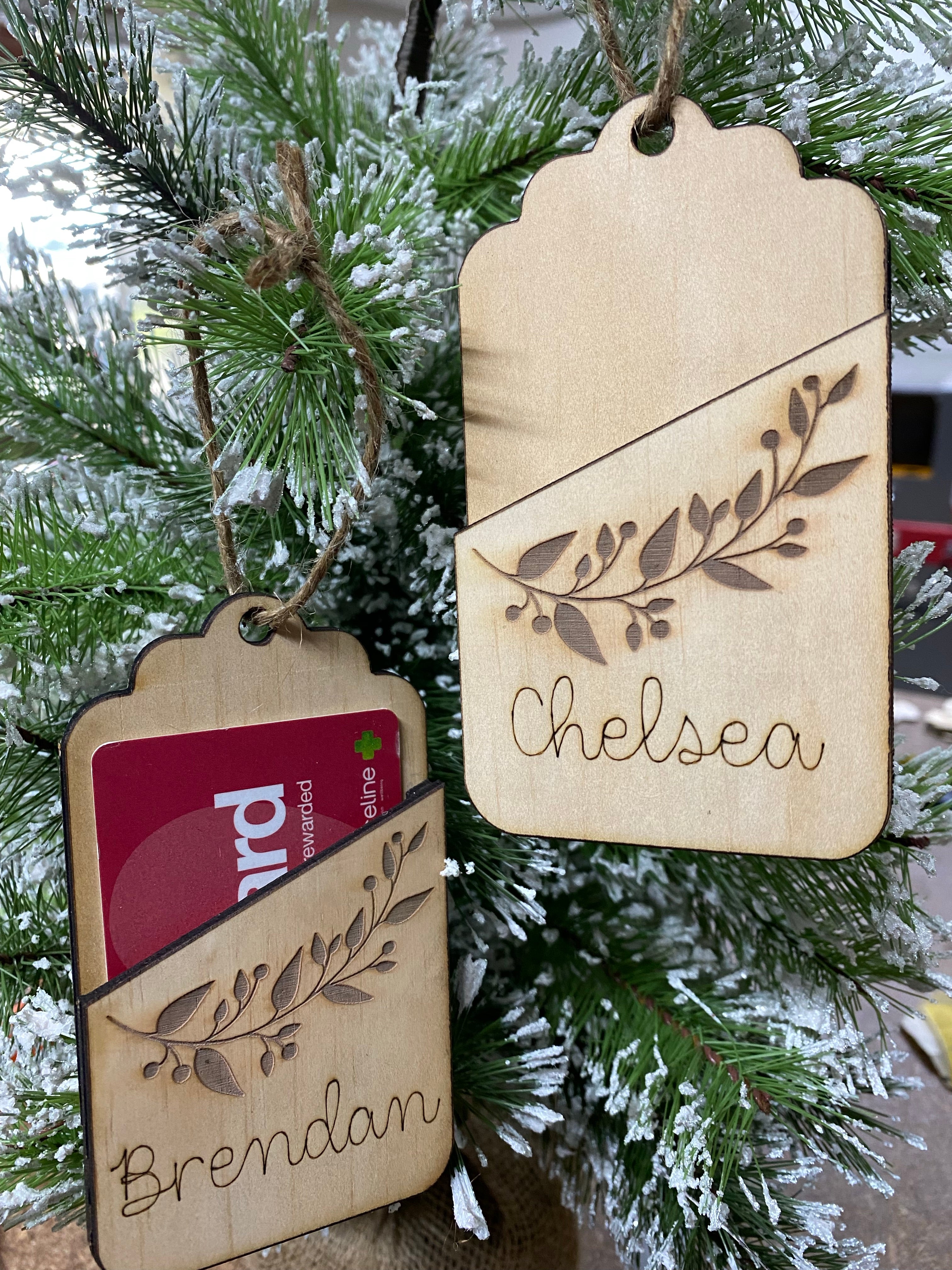 Tree ornament gift card holder - 4 Little Dreamers